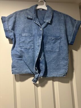 Denim Tie-Front Short Sleeve Shirt - Blue